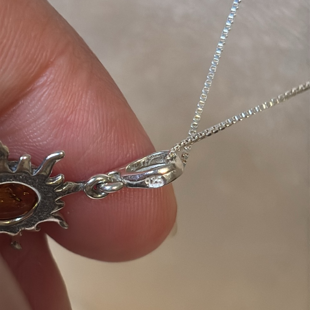 NEW 925 Genuine Amber Sun Pendant Sterling Silver - Picture 5 of 9